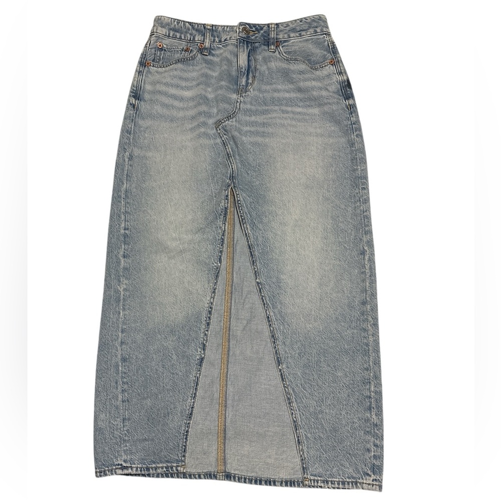 AE Dreamy Drape Low-Rise Denim Maxi Skirt Size 0 American Eagle